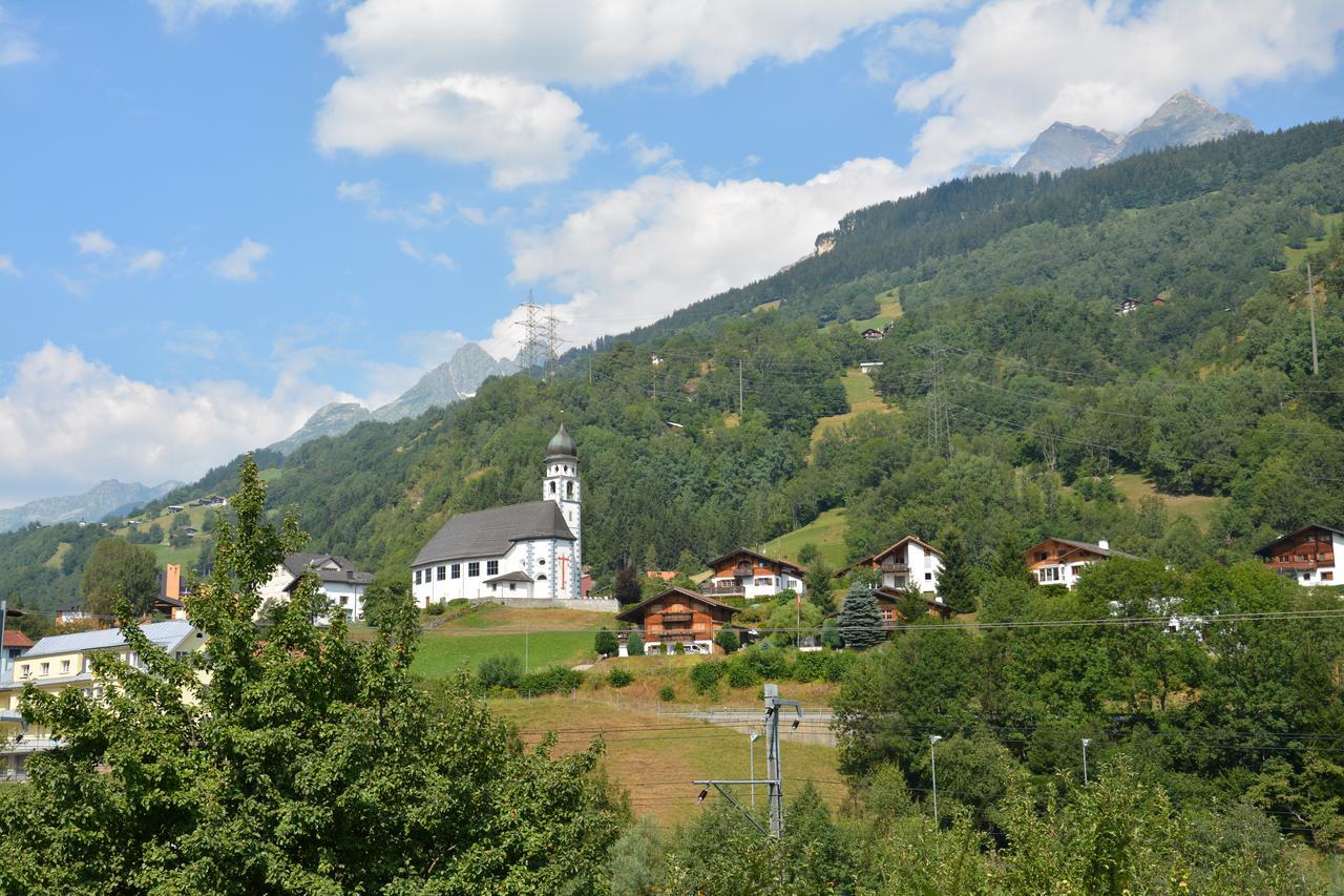 Tavanasa Ustria Crusch Alva B&B 외부 사진