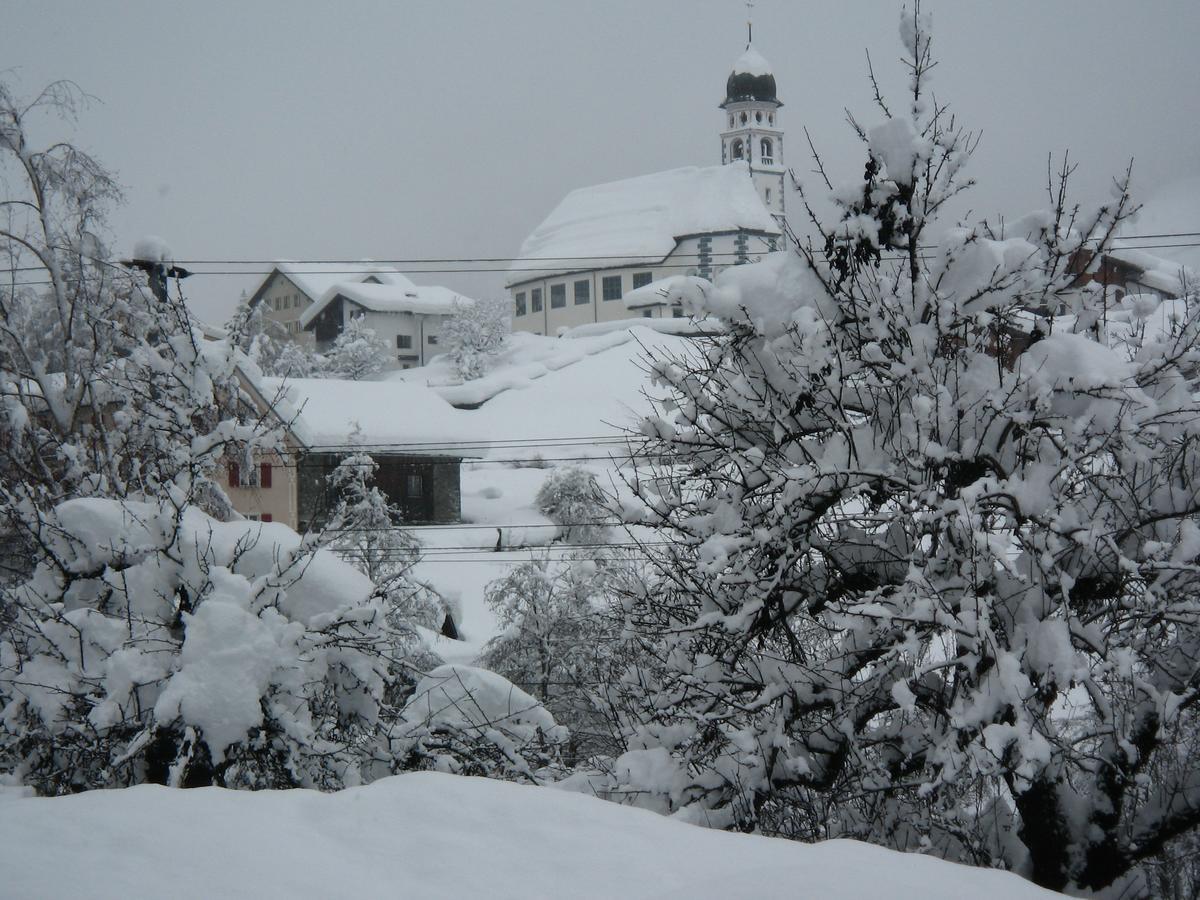 Tavanasa Ustria Crusch Alva B&B 외부 사진